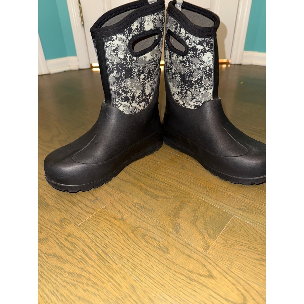 Bogs Youth Neo-Classic Micro Camo Waterproof Winter Boots Black Grey 6 72581-009 - Picture 7 of 9